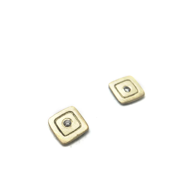 Diamond/Gold Studs