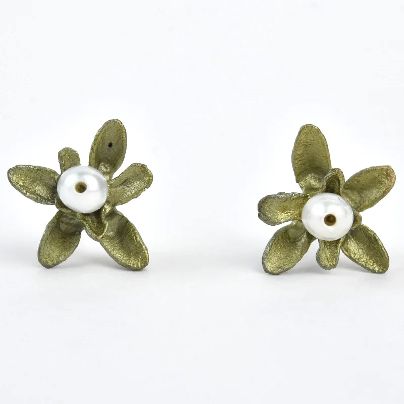 Flowering Thyme Dainty Pearl Studs