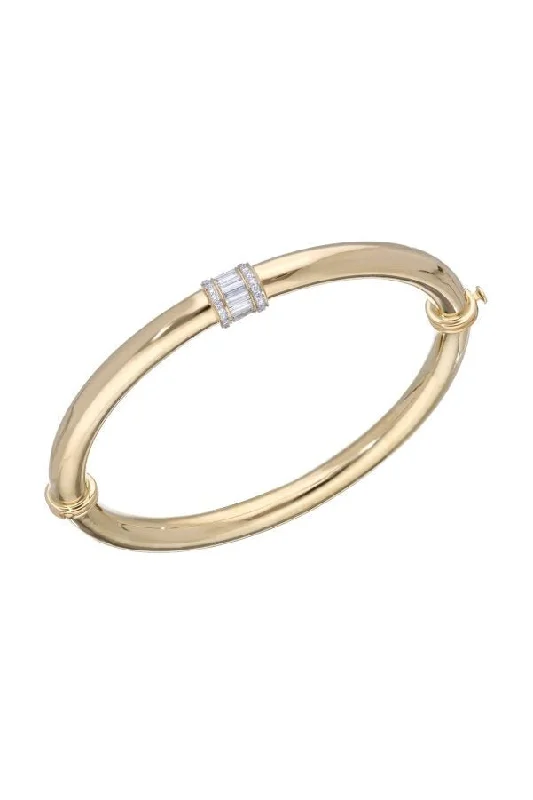 Paro Oval Bangle Bracelet